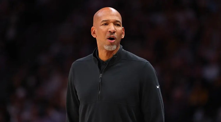 Detroit Pistons head coach Monty Williams