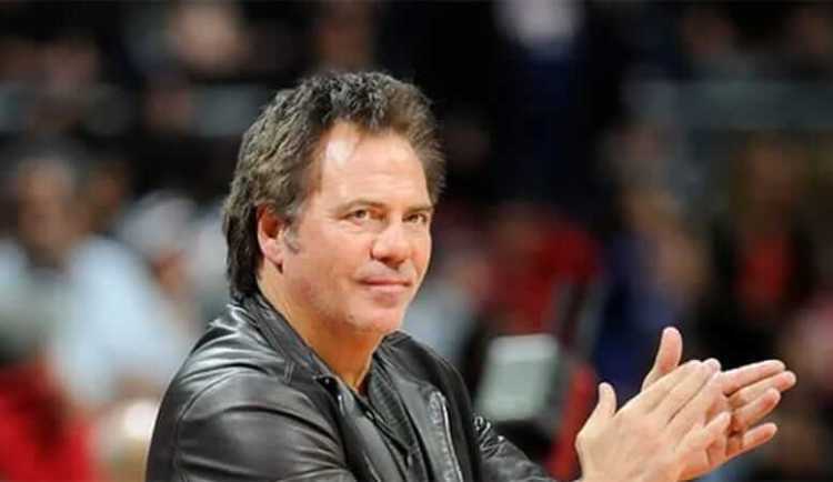 Tom Gores cheers on the Pistons